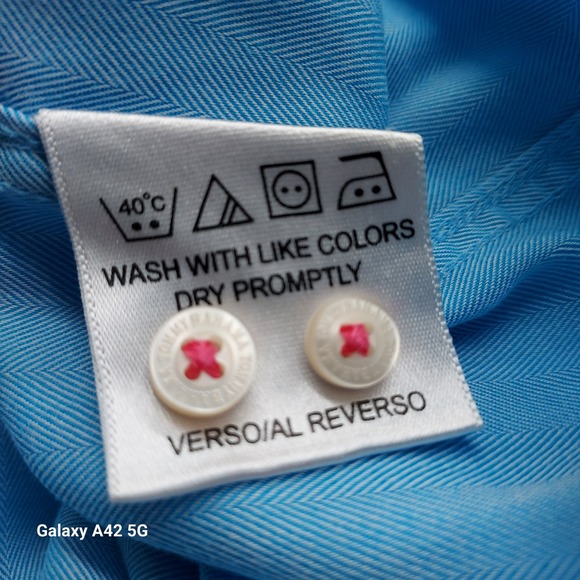 Tommy Bahama Men's Blue Herringbone Long Sleeve Button Down Shirt LARGE - Picture 3 of 6